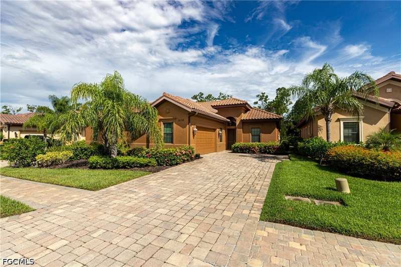 3 bedroom Attached at 11108 Esteban Dr, Paseo, Fort Myers — photo 1