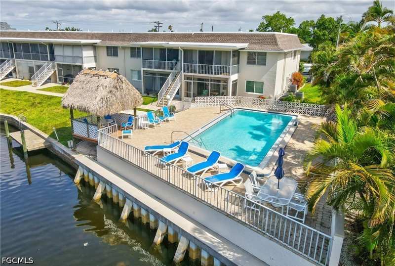 2 bedroom Condominium at 1120 SE 46th St 2B, Greenbriar Condo, Cape Coral — photo 1