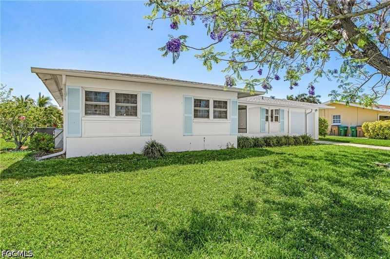 3 bedroom SingleFamilyResidence at 3021 SE 16th Pl, Cornwallis, Cape Coral — photo 1