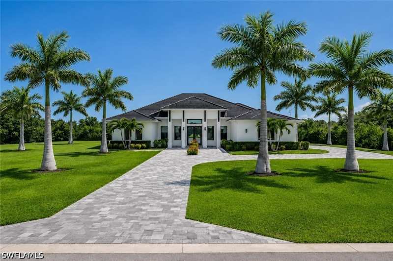 4 bedroom SingleFamilyResidence at 9974 Winterview Dr, Four Seasons, Naples — photo 1