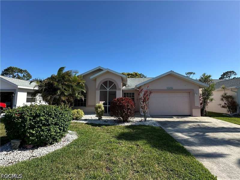 2 bedroom SingleFamilyResidence at 3370 Sabal Springs Blvd, Sabal Springs Golf And Racquet Club, North Fort Myers — photo 1
