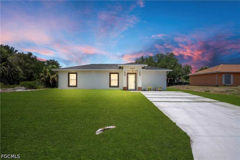 3 bedroom SingleFamilyResidence at 2604 51st St SW, Lehigh Acres, Lehigh Acres — photo 1
