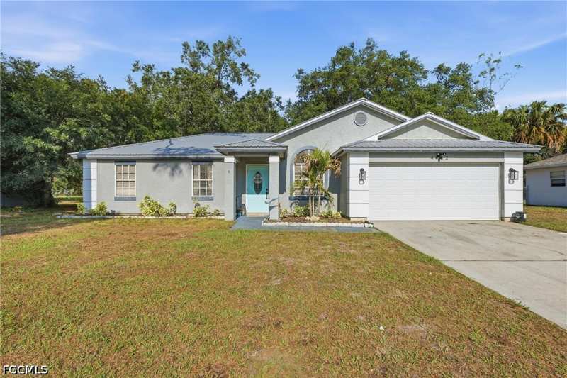 3 bedroom SingleFamilyResidence at 4022 E Sunflower Cir, Port Labelle, Labelle — photo 1
