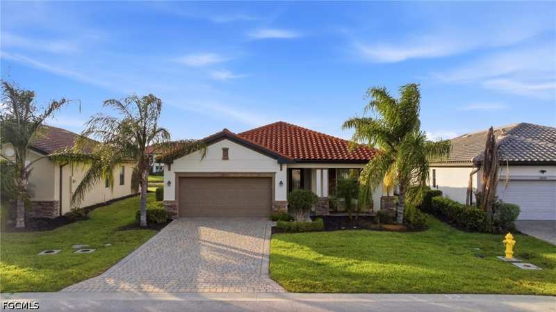 3 bedroom SingleFamilyResidence at 11872 Arbor Trace Dr, Arborwood Preserve, Fort Myers — photo 1