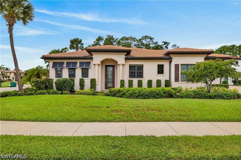 2 bedroom SingleFamilyResidence at 1170 Genovesa Ct, Artesia, Naples — photo 1