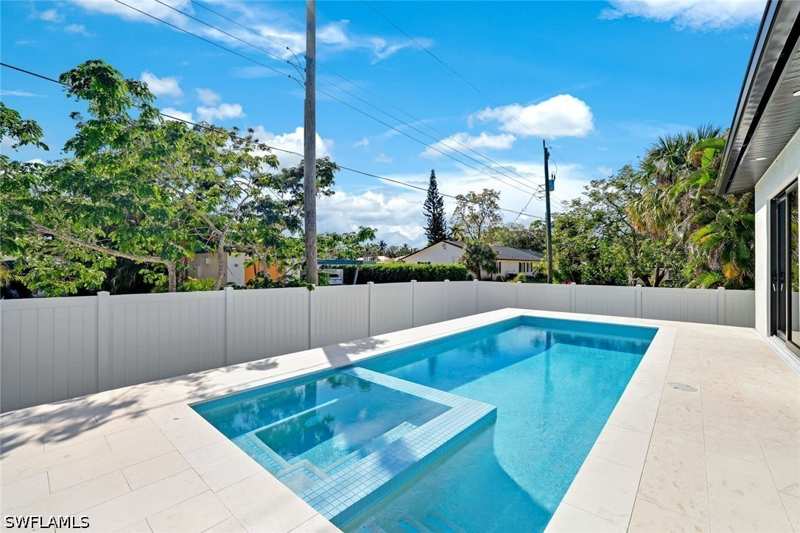 4 bedroom SingleFamilyResidence at 1248 Trail Terrace Dr, Trail Terrace, Naples — photo 1