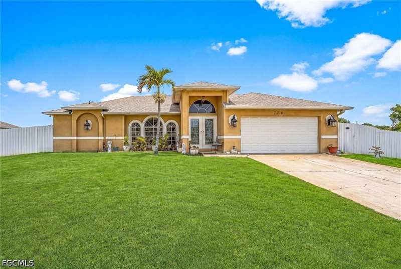 3 bedroom SingleFamilyResidence at 2216 NE 7th Pl, Cape Coral, Cape Coral — photo 1