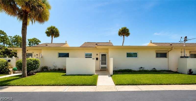 2 bedroom Townhouse at 748 Joel Blvd, Beach Club Colony Condo, Lehigh Acres — photo 1