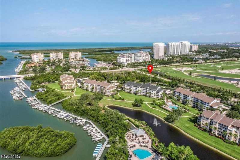 2 bedroom Condominium at 340 Horse Creek Dr 305, Princeton Place, Naples — photo 1