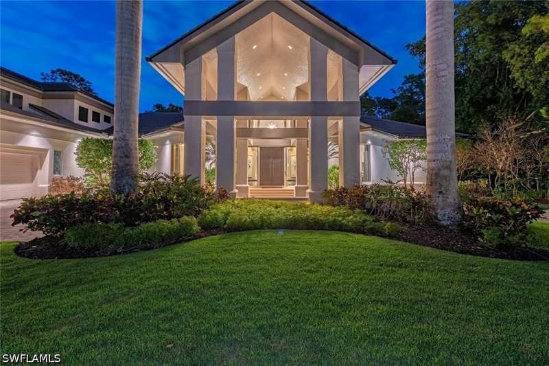 4 bedroom SingleFamilyResidence at 2701 Buckthorn Way, Estates At Grey Oaks, Naples — photo 1