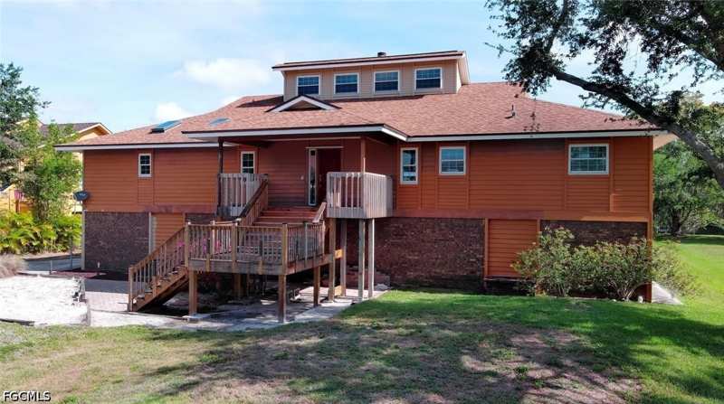 4 bedroom SingleFamilyResidence at 7226 Hendry Creek Dr, Hendry Creek, Fort Myers — photo 1