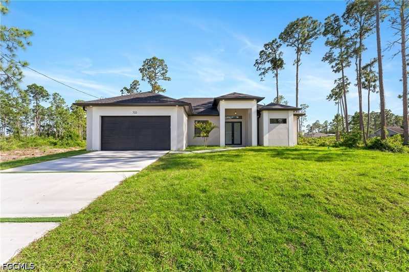 4 bedroom SingleFamilyResidence at 718 Phelps St E, Lehigh Acres, Lehigh Acres — photo 1