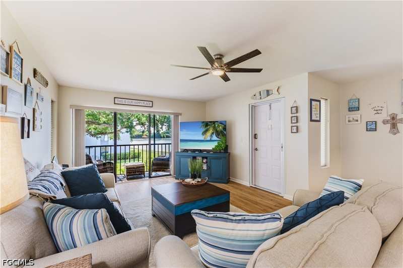 2 bedroom Condominium at 4641 Lakeside Club Blvd 13, Pine Ridge Of Fort Myers Village, Fort Myers — photo 1