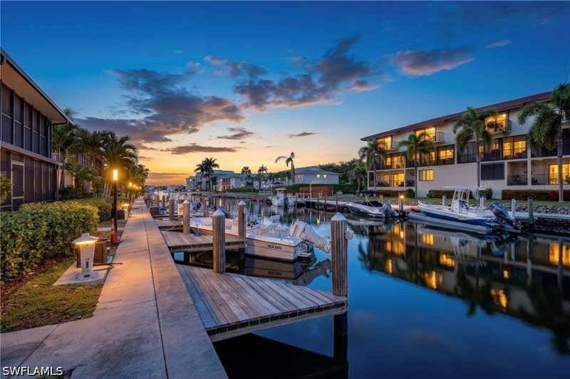 2 bedroom Condominium at 1379 Chesapeake Ave A4, Casa Granada, Naples — photo 1
