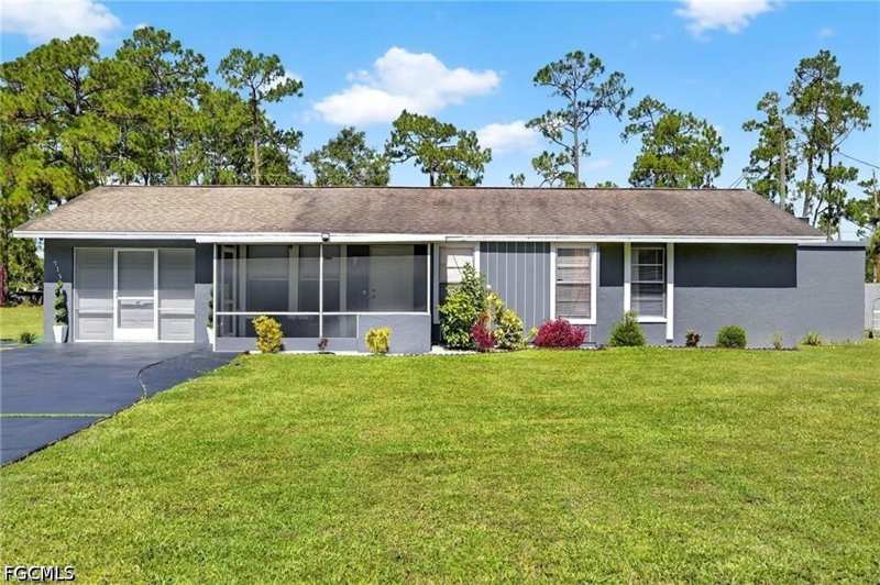 3 bedroom SingleFamilyResidence at 713 Canton Ave, Lehigh Acres, Lehigh Acres — photo 1