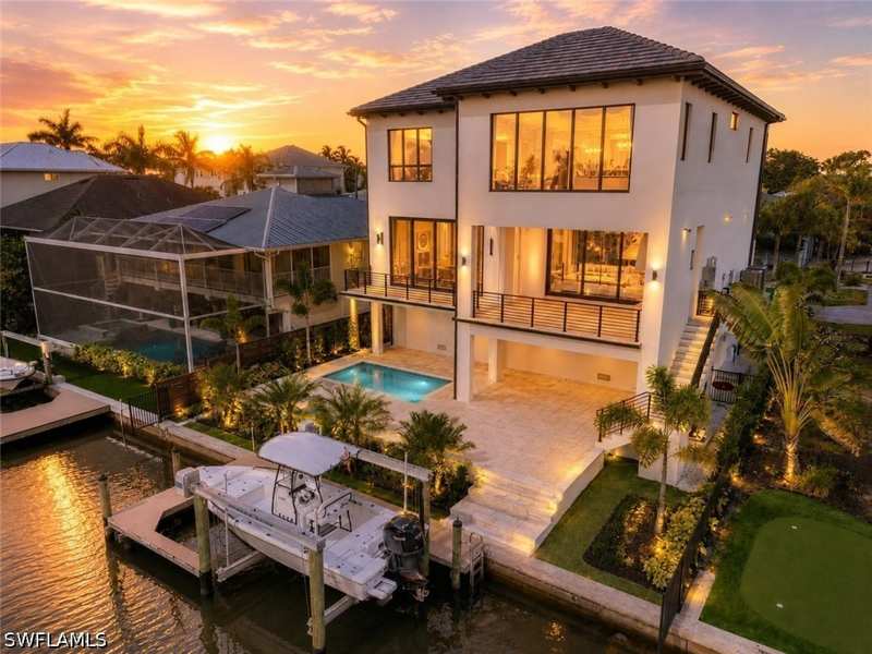 4 bedroom SingleFamilyResidence at 1286 Belaire Ct, Gulf Harbor, Naples — photo 1
