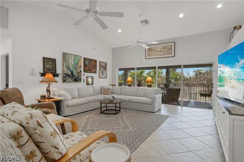 3 bedroom SingleFamilyResidence at 485 Peachtree Rd, Sanibel Highlands, Sanibel — photo 1