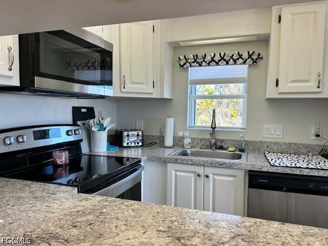 2 bedroom ManufacturedHome at 19681 Summerlin Rd 404, Palmetto Palms R V, Fort Myers — photo 1