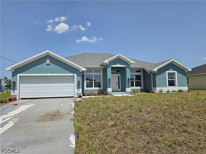 4 bedroom SingleFamilyResidence at 925 NW 8th Pl, Cape Coral, Cape Coral — photo 1