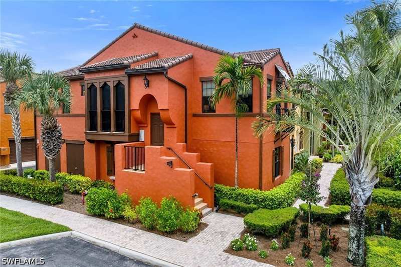3 bedroom Condominium at 9066 Albion Ln N 5101, Ole, Naples — photo 1