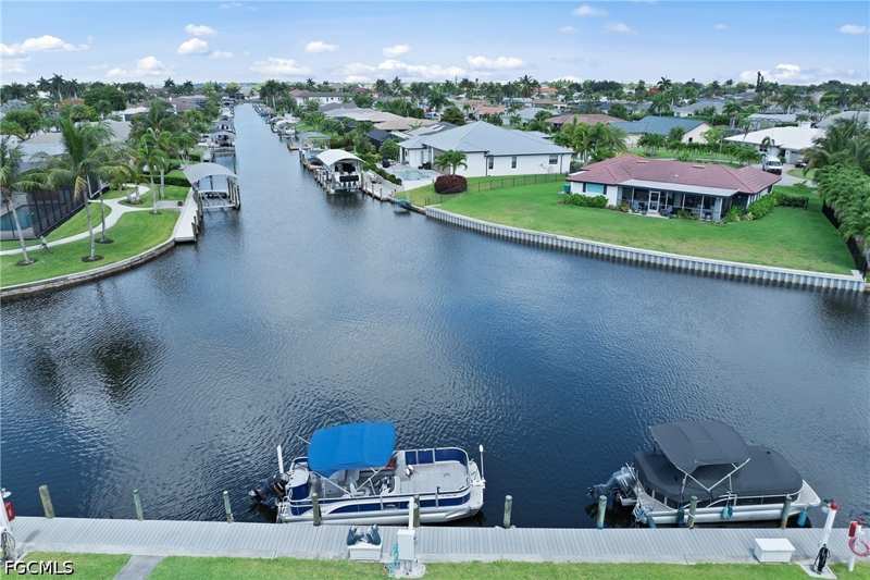 2 bedroom Condominium at 4309 Mariner Way 304, Town And River, Fort Myers — photo 1