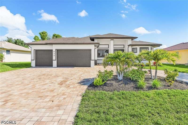 4 bedroom SingleFamilyResidence at 939 Mohawk Pkwy, Cape Coral, Cape Coral — photo 1