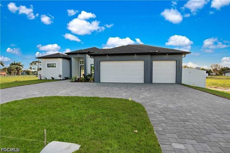 4 bedroom SingleFamilyResidence at 628 Chiquita Blvd N, Cape Coral, Cape Coral — photo 1