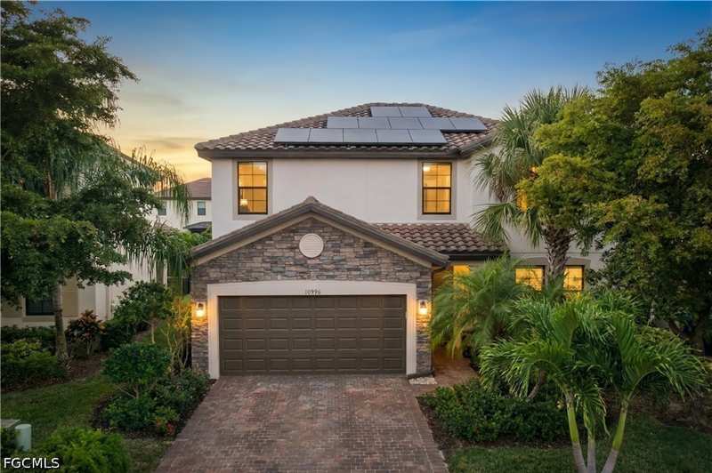 5 bedroom SingleFamilyResidence at 10996 Cherry Laurel Dr, Reflection Isles, Fort Myers — photo 1
