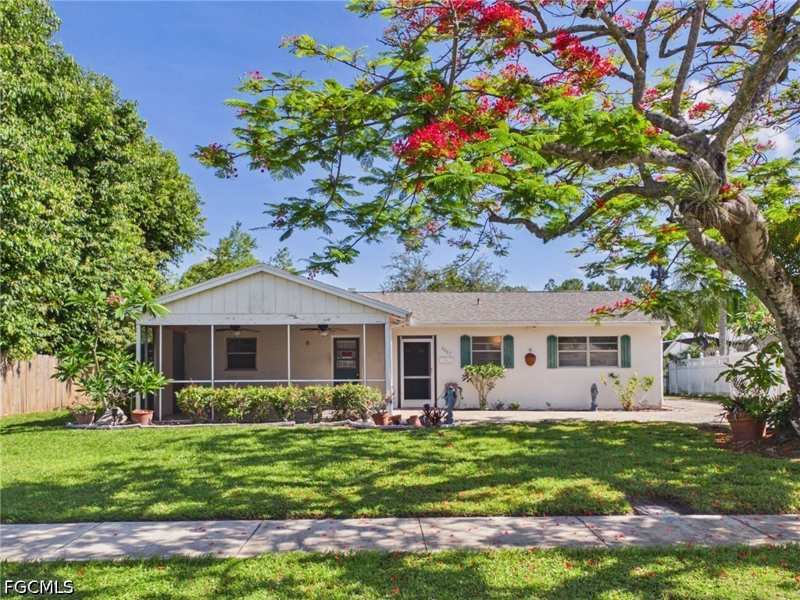 3 bedroom SingleFamilyResidence at 3067 Buena Vista Ln, Poinciana Village, Naples — photo 1