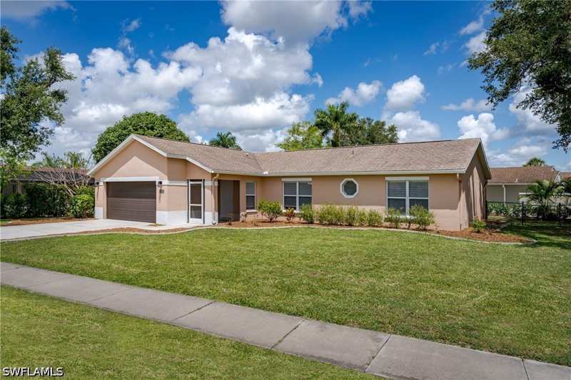 3 bedroom SingleFamilyResidence at 3121 Orange Grove Trl, Citrus Greens, Naples — photo 1