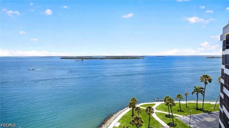 2 bedroom Condominium at 15011 Punta Rassa Rd 803, Punta Rassa, Fort Myers — photo 1