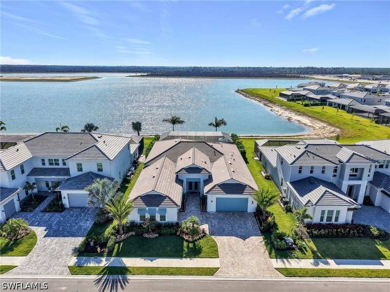 3 bedroom SingleFamilyResidence at 9171 Wisteria Way, Seven Shores, Naples — photo 1