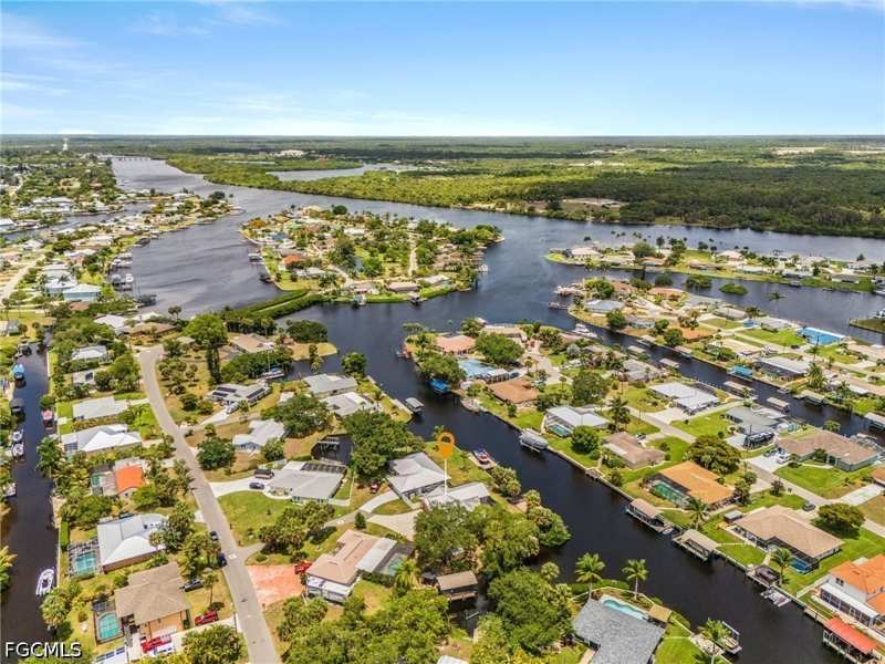 3 bedroom SingleFamilyResidence at 13520 Island Rd, River Forest, Fort Myers — photo 1