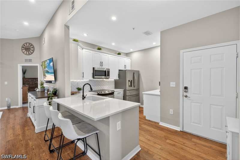 3 bedroom Condominium at 15420 Bellamar Cir 3123, Bellamar, Fort Myers — photo 1