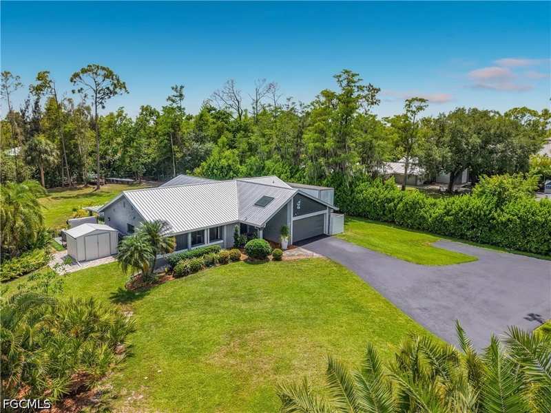 3 bedroom SingleFamilyResidence at 6284 Scott Ln, Villa South, Fort Myers — photo 1