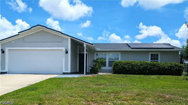 3 bedroom SingleFamilyResidence at 2205 NW 15th St, Cape Coral, Cape Coral — photo 1