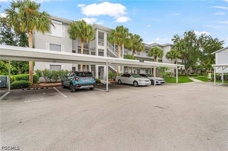 2 bedroom Condominium at 14461 Lakewood Trace Ct 103, Summerlin Trace Condo, Fort Myers — photo 1