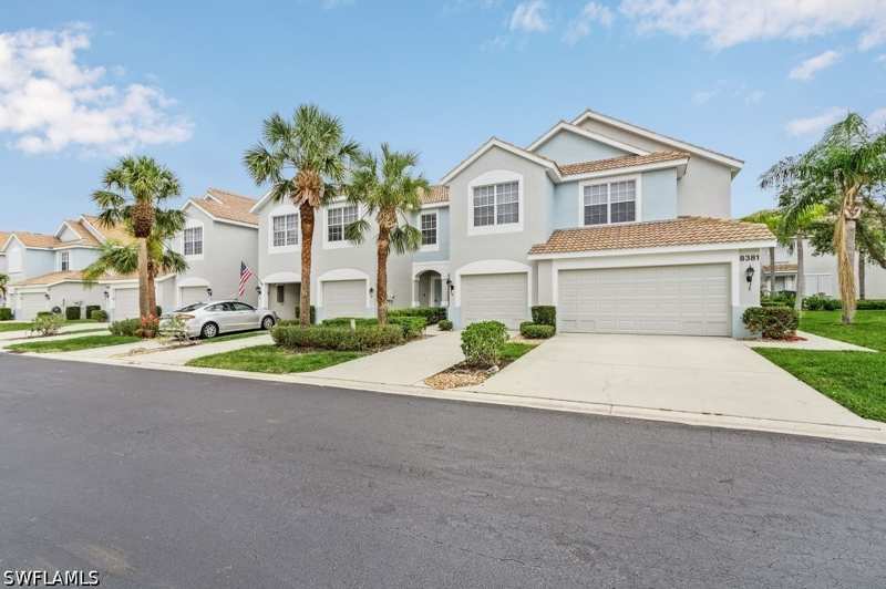 3 bedroom Townhouse at 8381 Village Edge Cir 3, Lakewood Village, Fort Myers — photo 1