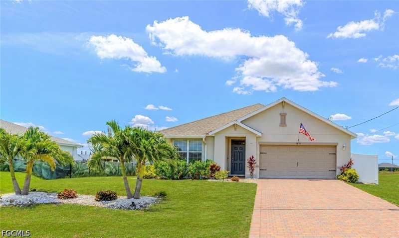 3 bedroom SingleFamilyResidence at 1806 NW 21st Ter, Cape Coral, Cape Coral — photo 1