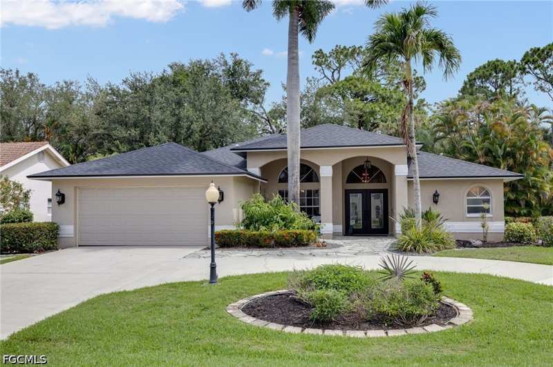 3 bedroom SingleFamilyResidence at 7903 Eagles Flight Ln, Eagle Ridge, Fort Myers — photo 1