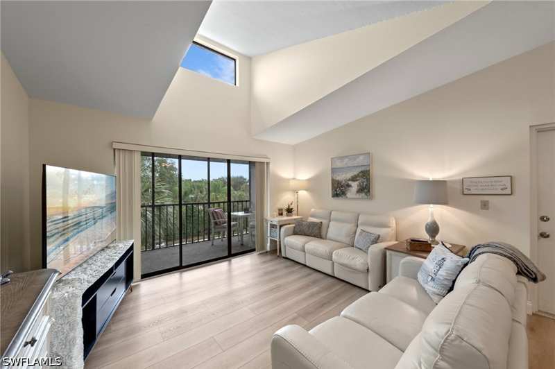 2 bedroom Condominium at 9970 Sailview Ct 20, Pine Ridge Of Fort Myers Village, Fort Myers — photo 1