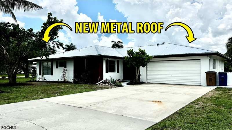 3 bedroom SingleFamilyResidence at 303 Georgia Ave, Morse Shores, Fort Myers — photo 1