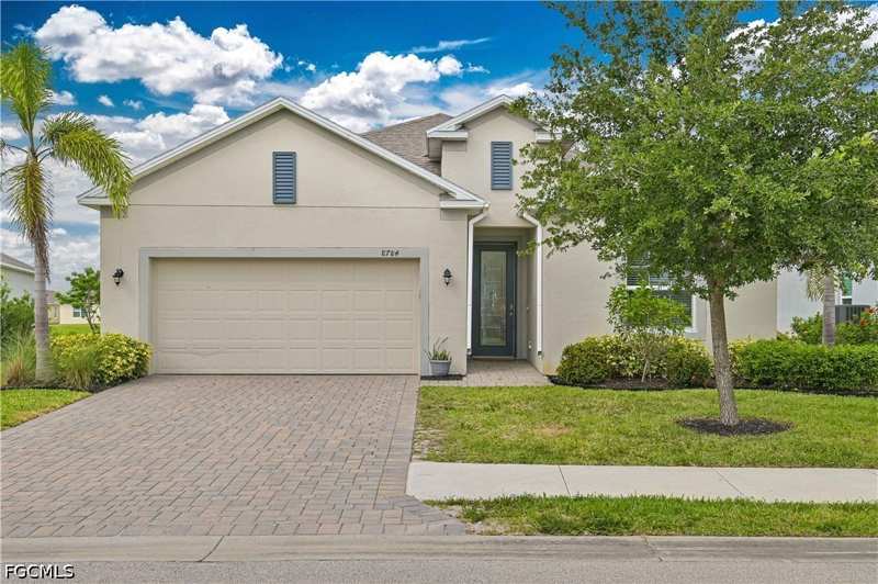 4 bedroom SingleFamilyResidence at 8784 Cascade Price Cir, Brightwater, North Fort Myers — photo 1