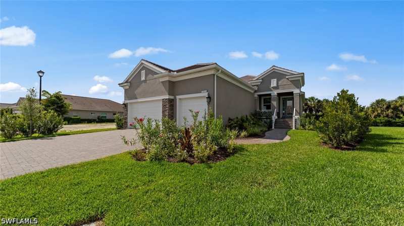 3 bedroom SingleFamilyResidence at 11544 Verandah Palm Ct, Heritage Preserve, Fort Myers — photo 1