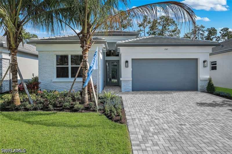 3 bedroom SingleFamilyResidence at 2565 Kingfisher Dr, Valencia Sky, Naples — photo 1