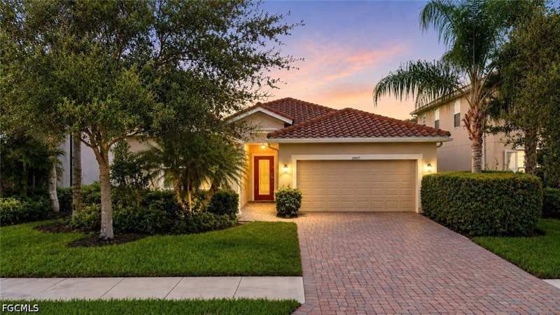 4 bedroom SingleFamilyResidence at 2007 Parson St, Orange Blossom Ranch, Naples — photo 1