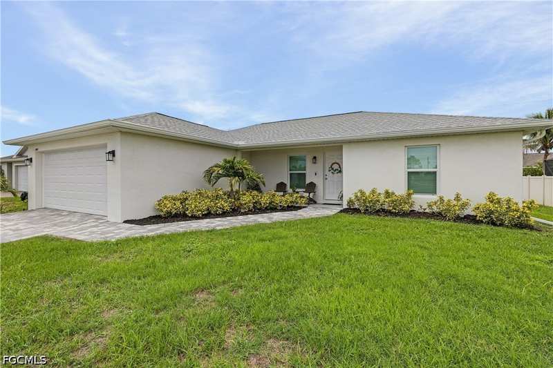 3 bedroom SingleFamilyResidence at 2015 NW 23rd Ter, Cape Coral, Cape Coral — photo 1