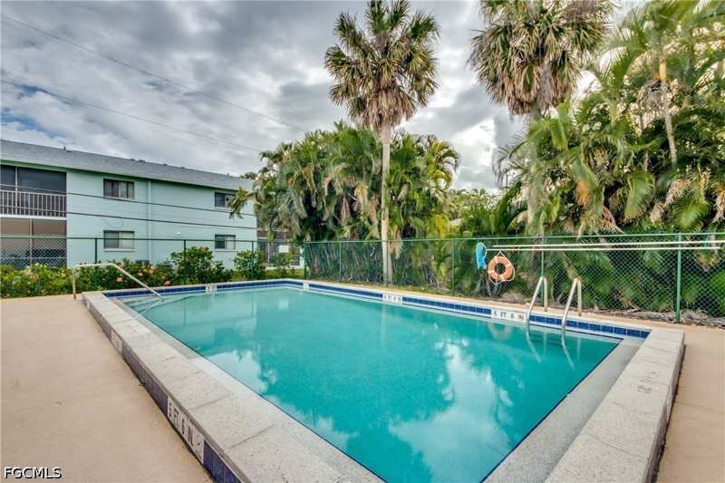 2 bedroom Condominium at 4904 Vincennes Ct 108, Miramar Arms Condo, Cape Coral — photo 1