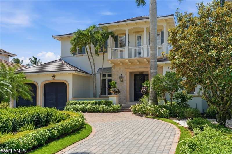 5 bedroom SingleFamilyResidence at 160 16th Ave S, Aqualane Shores, Naples — photo 1