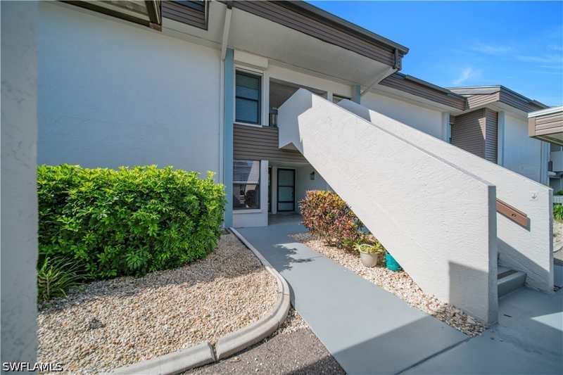 2 bedroom Condominium at 5790 Trailwinds Dr 111, Augusta Village, Fort Myers — photo 1